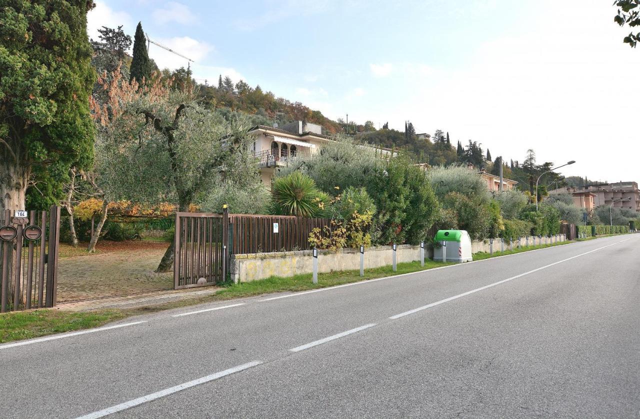 Apartment Frader Otto With Lake View Torri Del Benaco Exterior foto